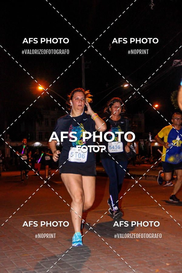 Buy your photos of the eventNeon Night Run 2019 - Belo Horizonte on Fotop