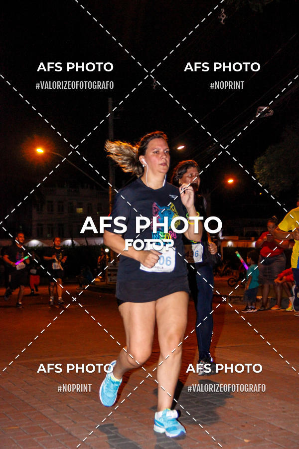 Buy your photos of the eventNeon Night Run 2019 - Belo Horizonte on Fotop