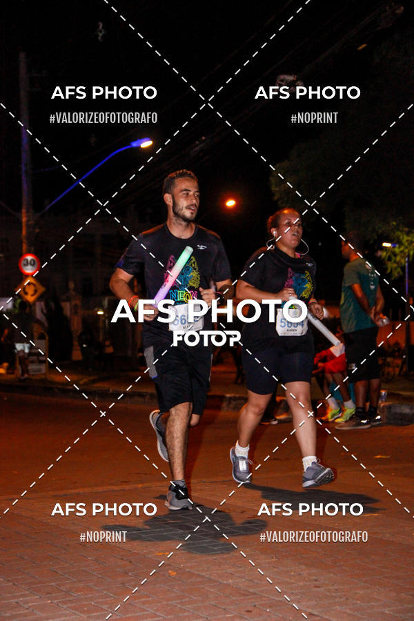 Buy your photos of the eventNeon Night Run 2019 - Belo Horizonte on Fotop