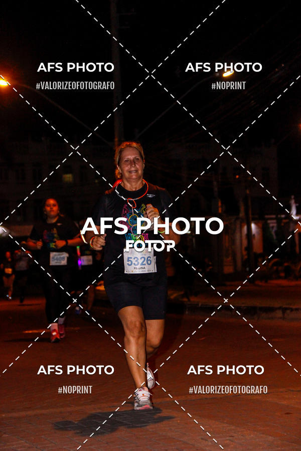 Achetez vos photos de l'vnementNeon Night Run 2019 - Belo Horizonte sur Fotop