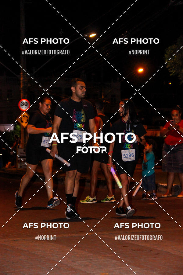 Acquista le foto dell'eventoNeon Night Run 2019 - Belo Horizonte in Fotop