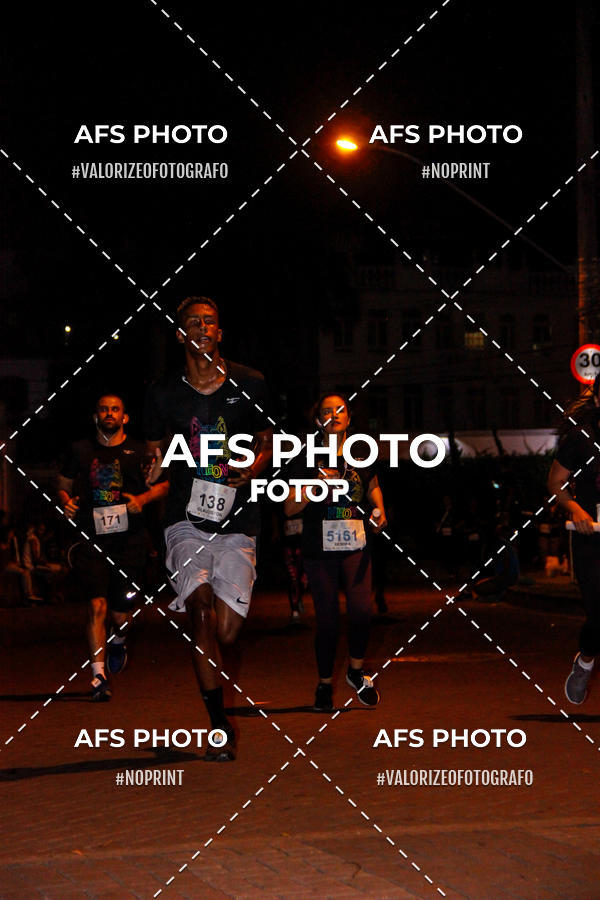 Acquista le foto dell'eventoNeon Night Run 2019 - Belo Horizonte in Fotop
