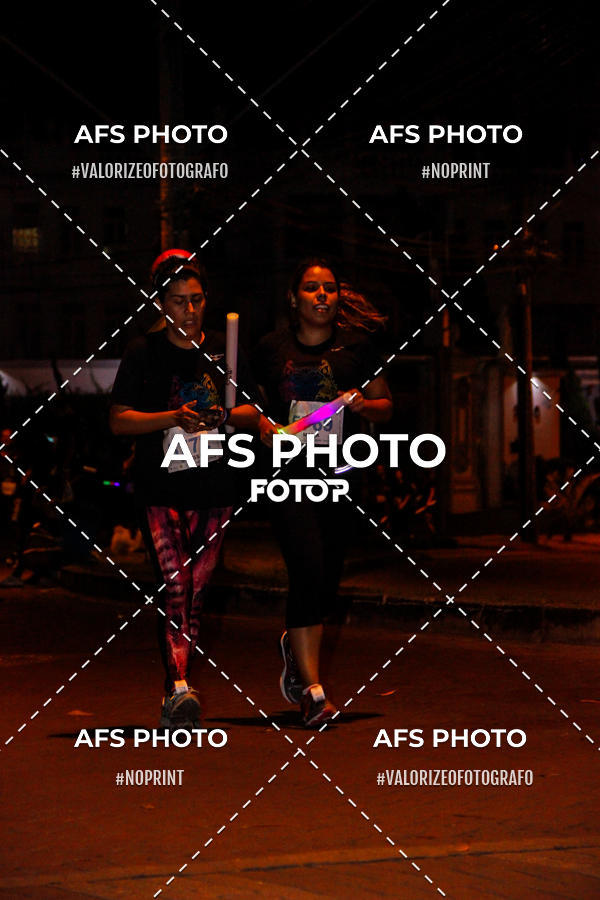 Acquista le foto dell'eventoNeon Night Run 2019 - Belo Horizonte in Fotop