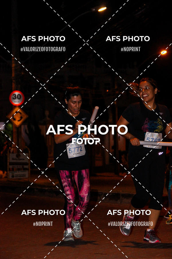 Acquista le foto dell'eventoNeon Night Run 2019 - Belo Horizonte in Fotop