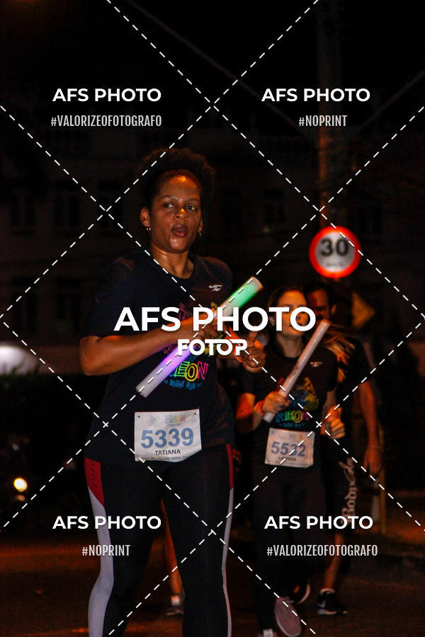 Acquista le foto dell'eventoNeon Night Run 2019 - Belo Horizonte in Fotop