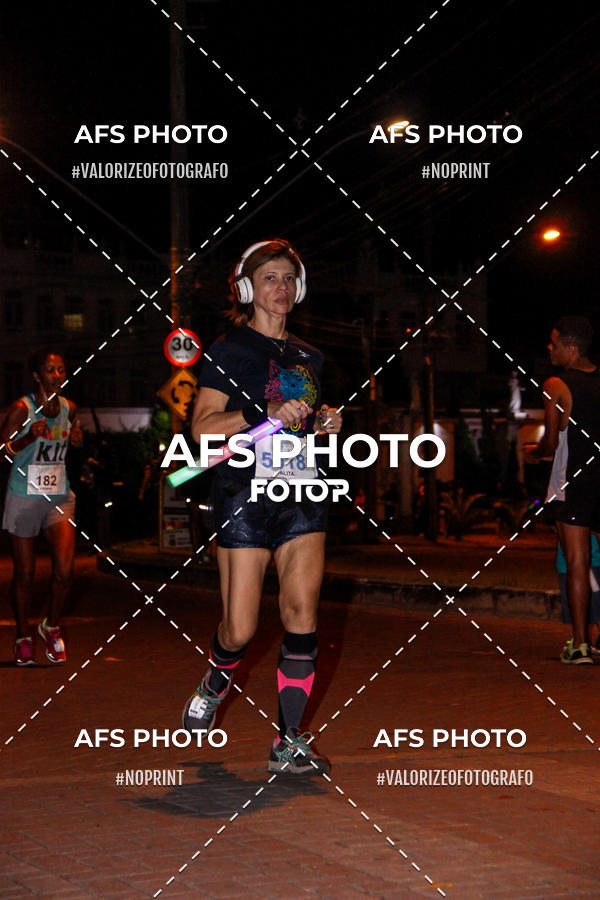 Compre as suas fotos do eventoNeon Night Run 2019 - Belo Horizonte no Fotop