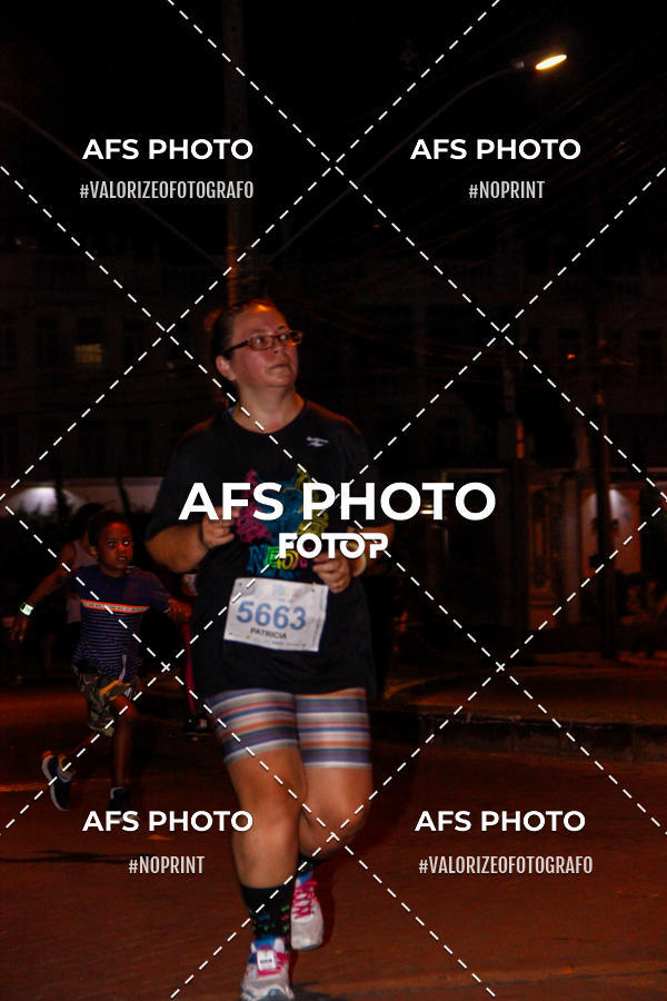 Buy your photos of the eventNeon Night Run 2019 - Belo Horizonte on Fotop