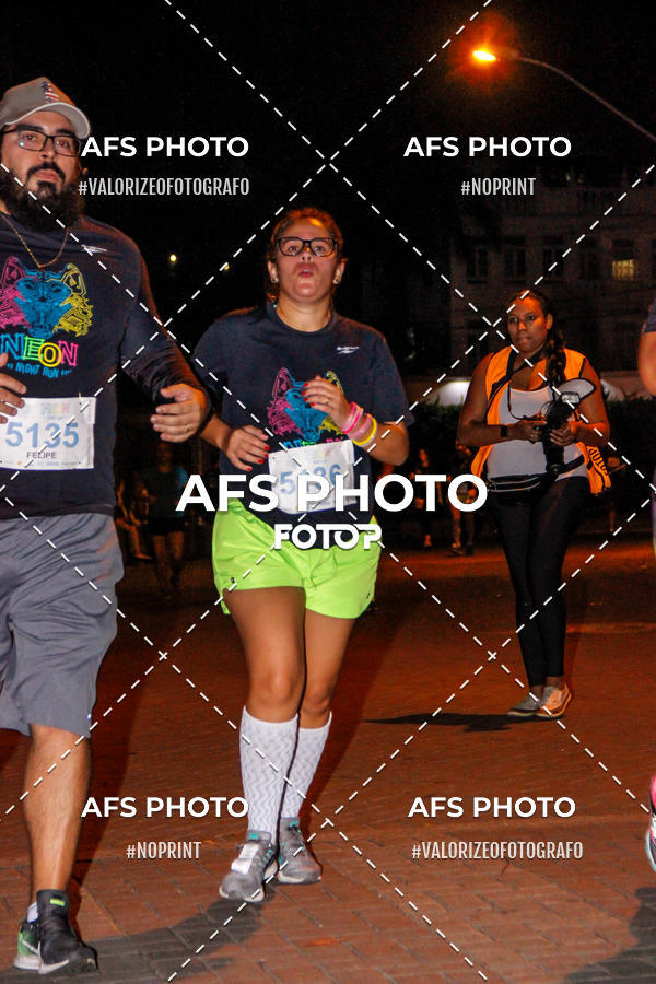 Buy your photos of the eventNeon Night Run 2019 - Belo Horizonte on Fotop