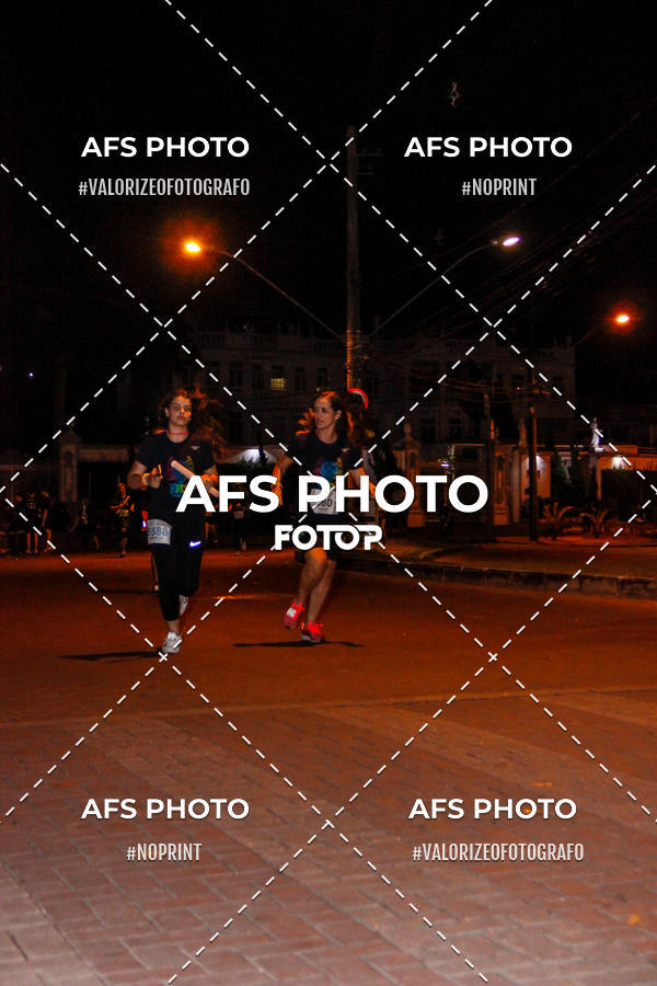 Buy your photos of the eventNeon Night Run 2019 - Belo Horizonte on Fotop