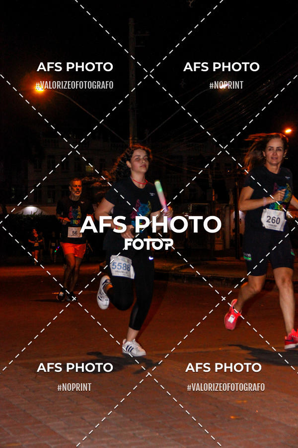 Buy your photos of the eventNeon Night Run 2019 - Belo Horizonte on Fotop