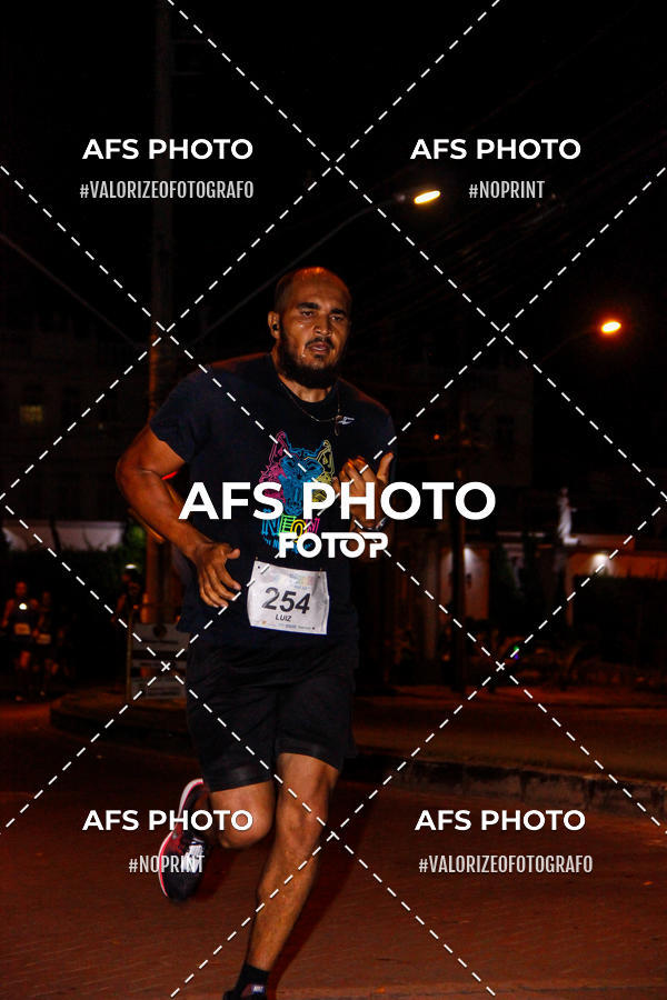 Buy your photos of the eventNeon Night Run 2019 - Belo Horizonte on Fotop