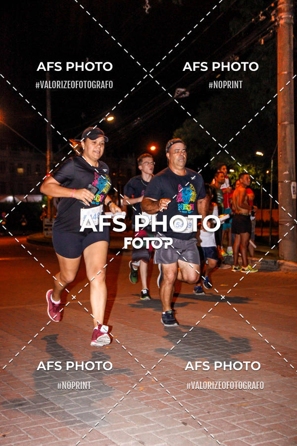 Compra tus fotos del eventoNeon Night Run 2019 - Belo Horizonte En Fotop