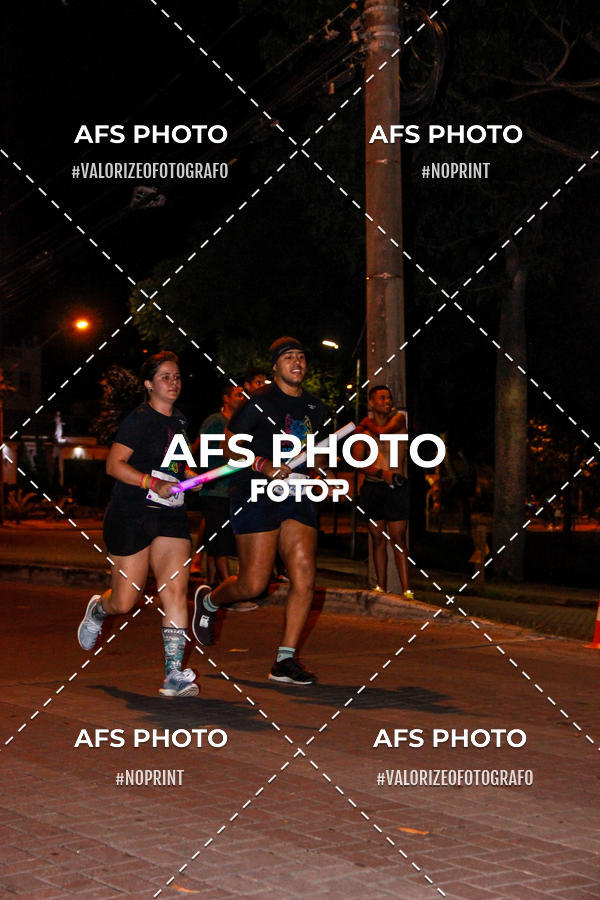 Compra tus fotos del eventoNeon Night Run 2019 - Belo Horizonte En Fotop