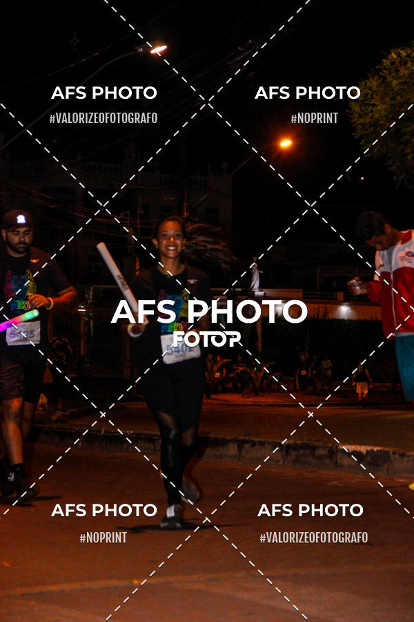 Compra tus fotos del eventoNeon Night Run 2019 - Belo Horizonte En Fotop