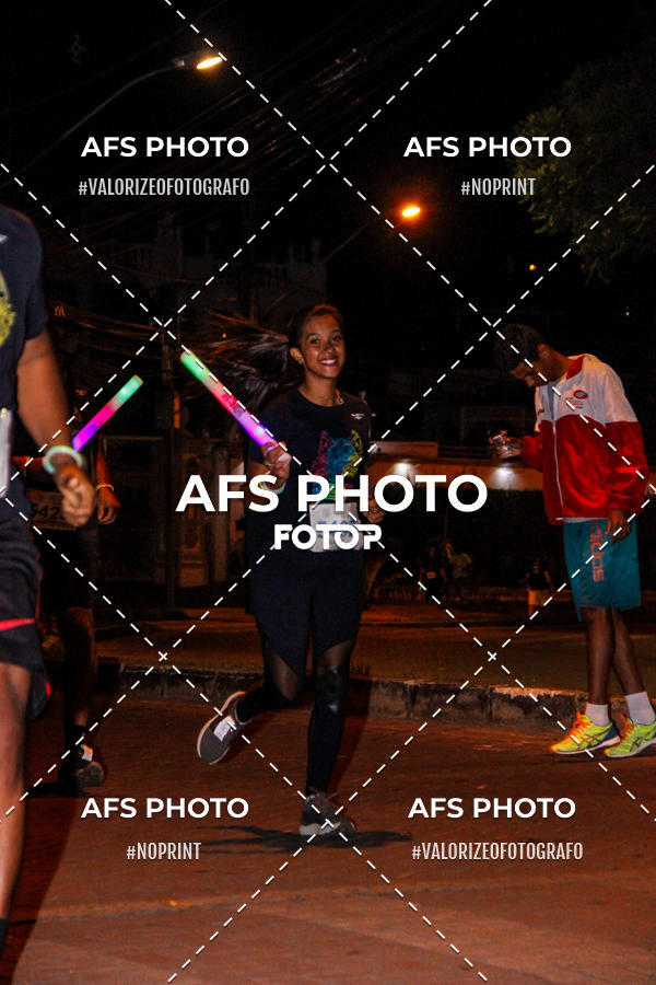 Compra tus fotos del eventoNeon Night Run 2019 - Belo Horizonte En Fotop