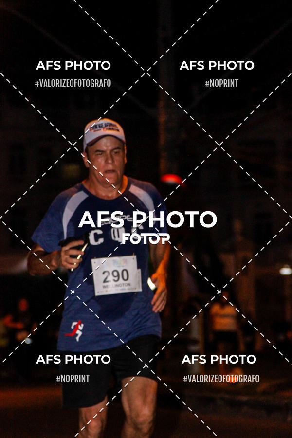 Compra tus fotos del eventoNeon Night Run 2019 - Belo Horizonte En Fotop