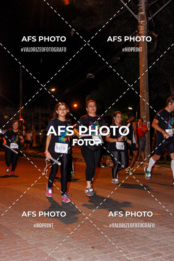 Compra tus fotos del eventoNeon Night Run 2019 - Belo Horizonte En Fotop