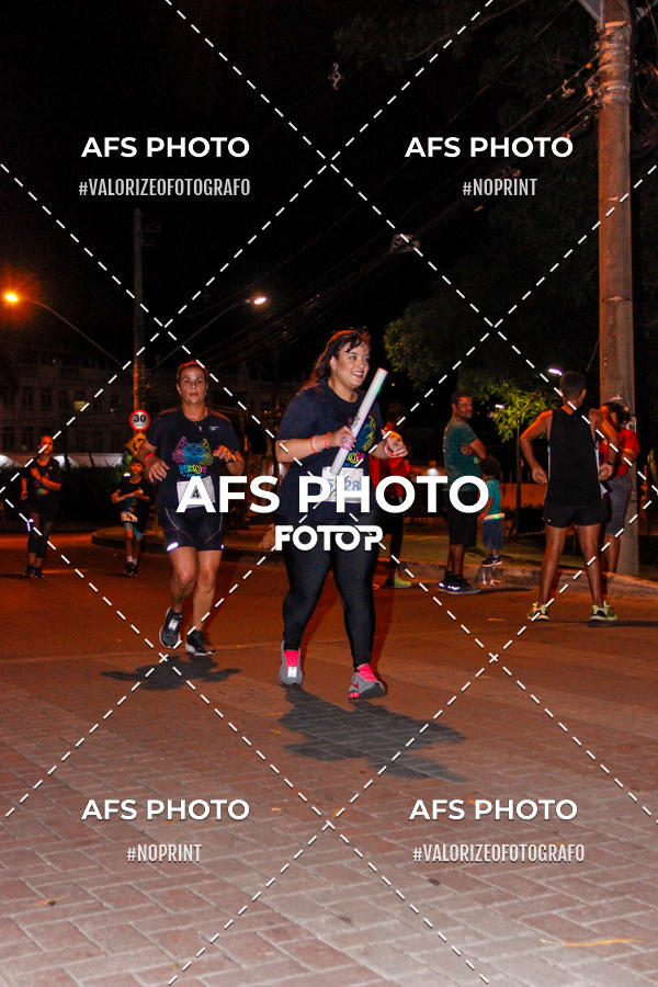 Compra tus fotos del eventoNeon Night Run 2019 - Belo Horizonte En Fotop