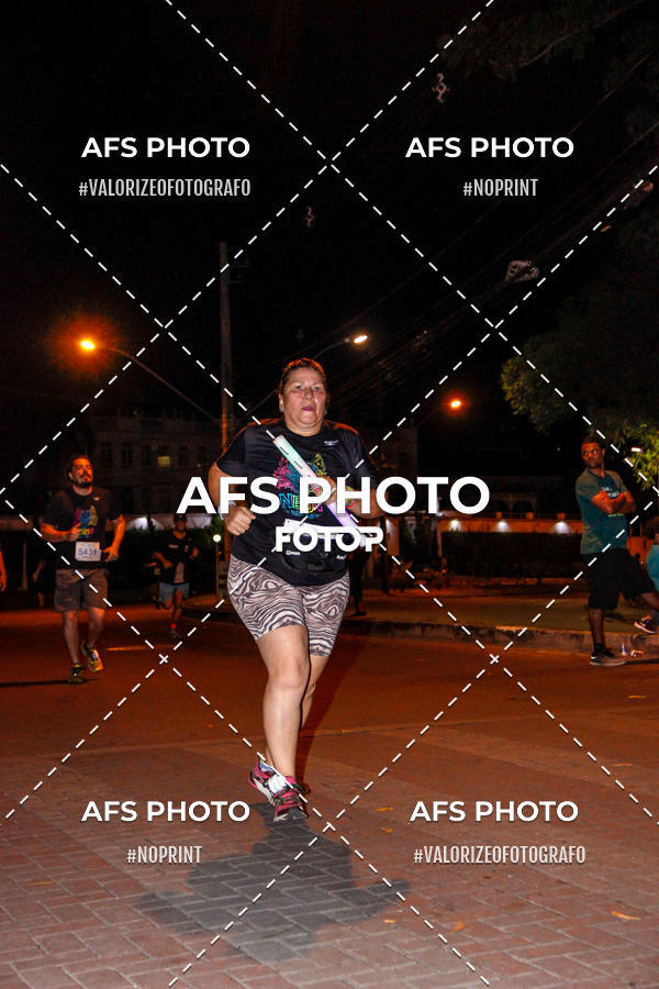 Compre as suas fotos do eventoNeon Night Run 2019 - Belo Horizonte no Fotop