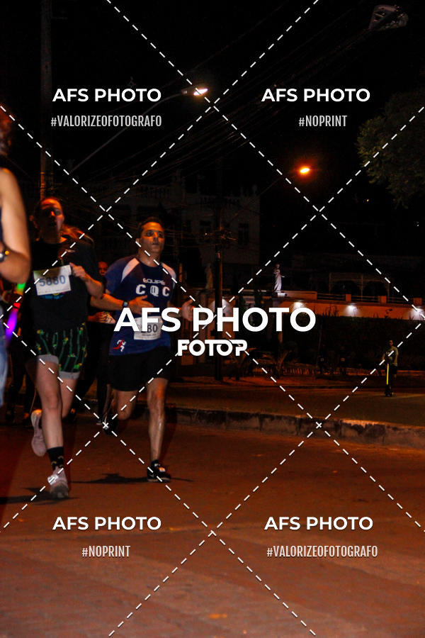 Compre as suas fotos do eventoNeon Night Run 2019 - Belo Horizonte no Fotop