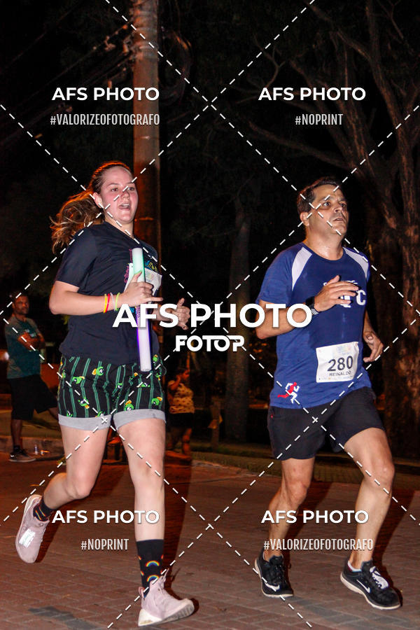 Compre as suas fotos do eventoNeon Night Run 2019 - Belo Horizonte no Fotop
