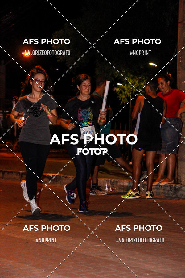 Compre as suas fotos do eventoNeon Night Run 2019 - Belo Horizonte no Fotop