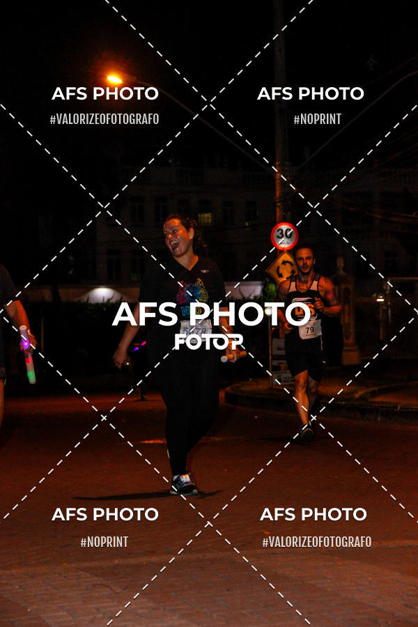 Compre as suas fotos do eventoNeon Night Run 2019 - Belo Horizonte no Fotop
