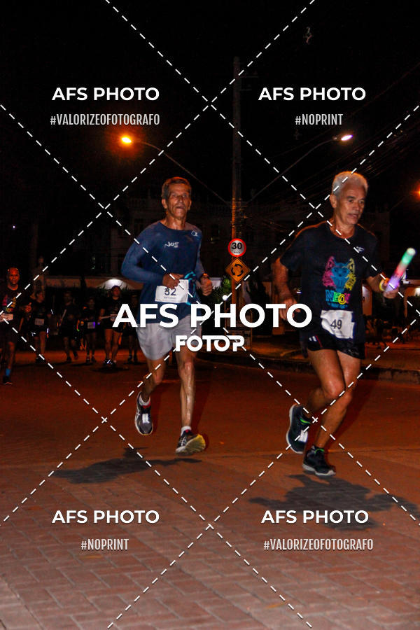 Achetez vos photos de l'vnementNeon Night Run 2019 - Belo Horizonte sur Fotop