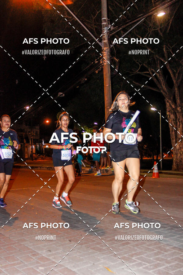 Achetez vos photos de l'vnementNeon Night Run 2019 - Belo Horizonte sur Fotop