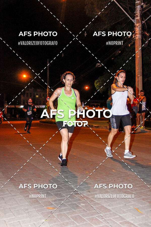 Achetez vos photos de l'vnementNeon Night Run 2019 - Belo Horizonte sur Fotop
