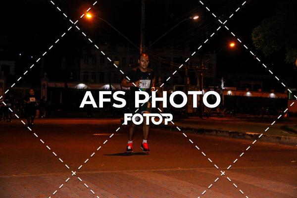 Compre as suas fotos do eventoNeon Night Run 2019 - Belo Horizonte no Fotop