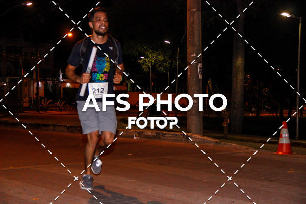 Compre as suas fotos do eventoNeon Night Run 2019 - Belo Horizonte no Fotop