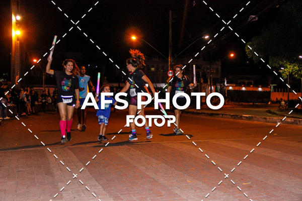 Compre as suas fotos do eventoNeon Night Run 2019 - Belo Horizonte no Fotop