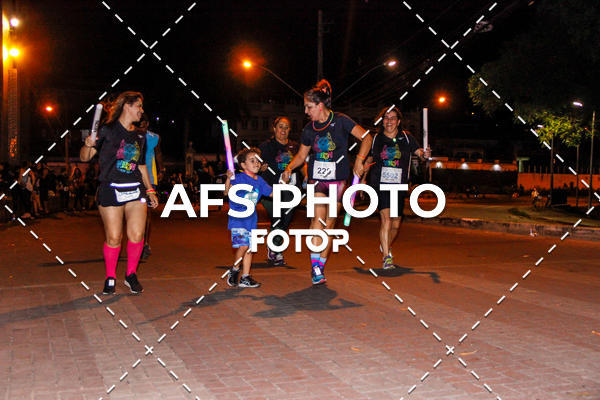 Compre as suas fotos do eventoNeon Night Run 2019 - Belo Horizonte no Fotop