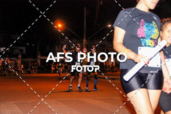 Compre as suas fotos do eventoNeon Night Run 2019 - Belo Horizonte no Fotop