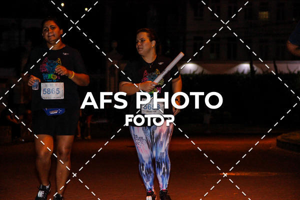 Compre as suas fotos do eventoNeon Night Run 2019 - Belo Horizonte no Fotop