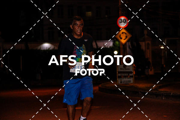 Compre as suas fotos do eventoNeon Night Run 2019 - Belo Horizonte no Fotop