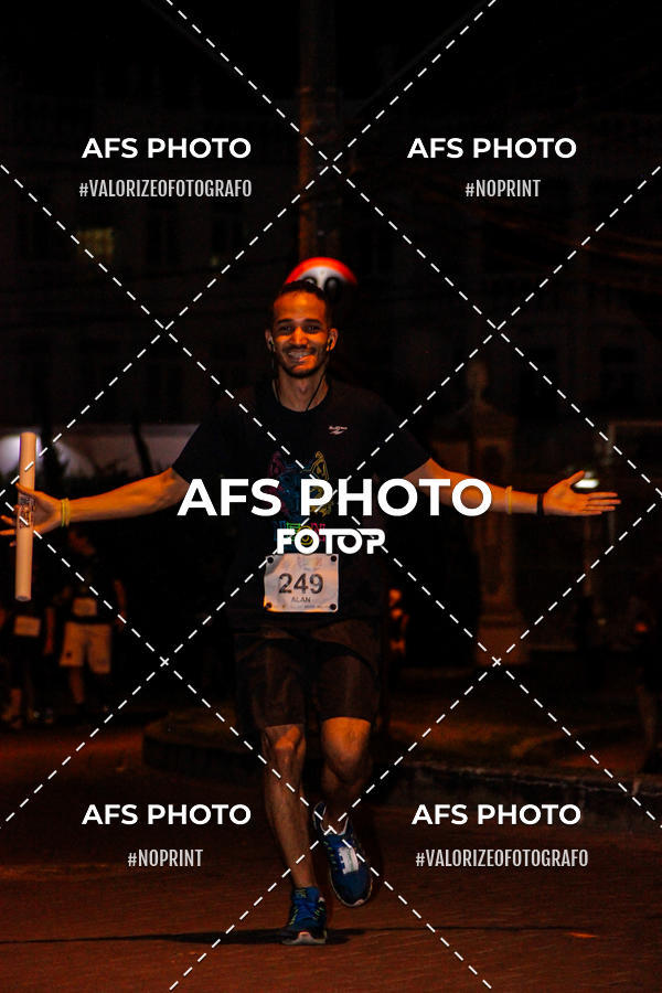 Compre as suas fotos do eventoNeon Night Run 2019 - Belo Horizonte no Fotop
