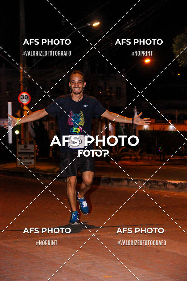 Compre as suas fotos do eventoNeon Night Run 2019 - Belo Horizonte no Fotop