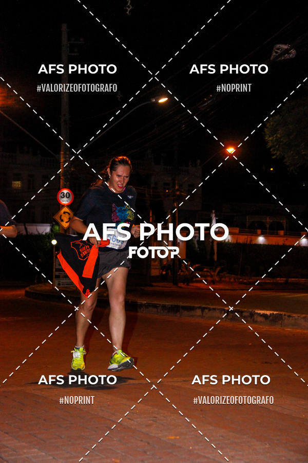 Achetez vos photos de l'vnementNeon Night Run 2019 - Belo Horizonte sur Fotop