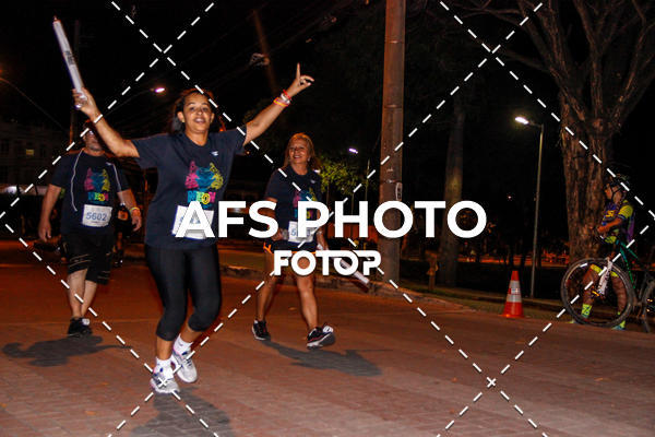 Achetez vos photos de l'vnementNeon Night Run 2019 - Belo Horizonte sur Fotop
