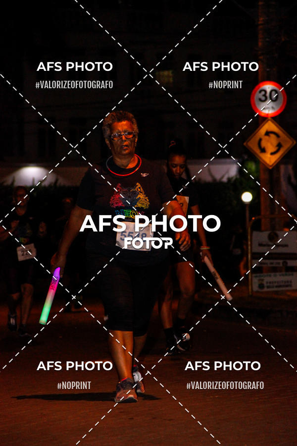 Compra tus fotos del eventoNeon Night Run 2019 - Belo Horizonte En Fotop