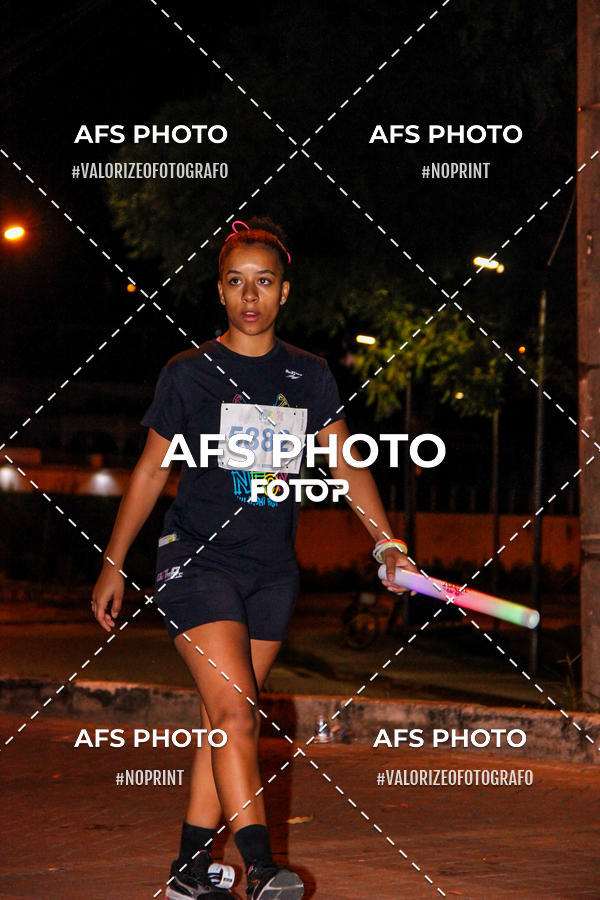 Compra tus fotos del eventoNeon Night Run 2019 - Belo Horizonte En Fotop