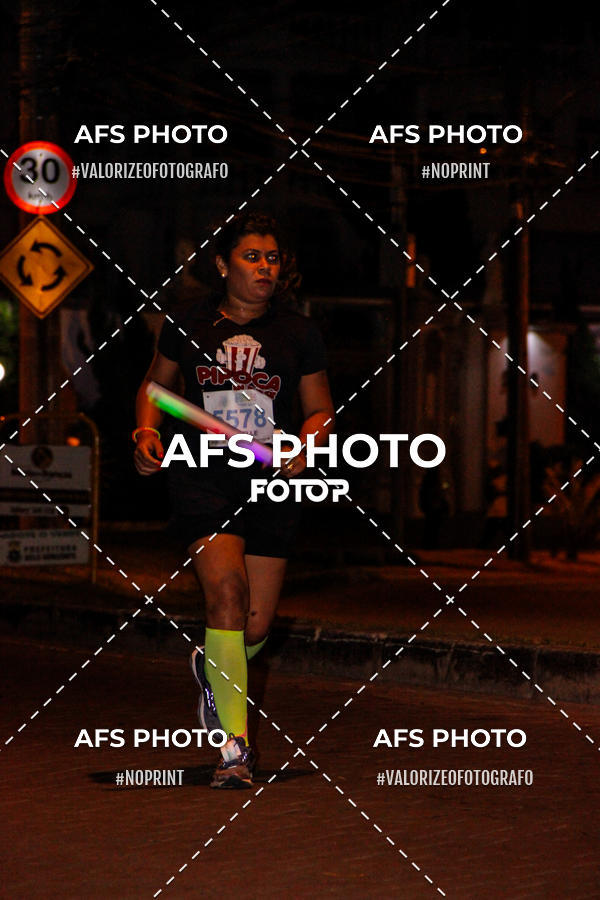 Compra tus fotos del eventoNeon Night Run 2019 - Belo Horizonte En Fotop
