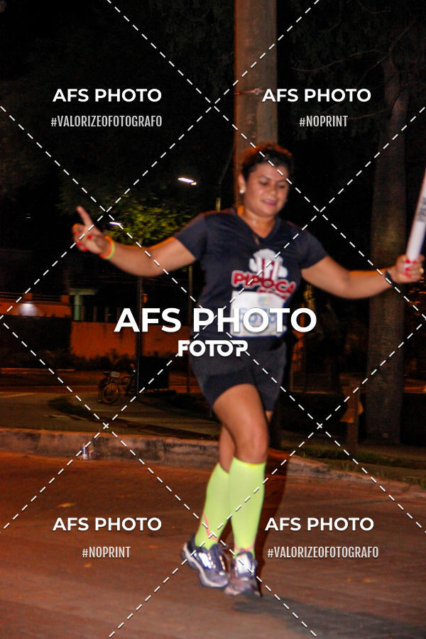 Compra tus fotos del eventoNeon Night Run 2019 - Belo Horizonte En Fotop