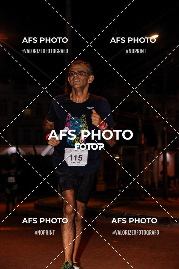Compra tus fotos del eventoNeon Night Run 2019 - Belo Horizonte En Fotop
