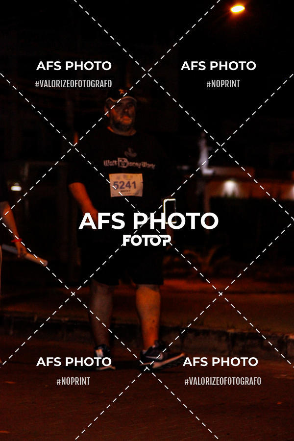 Compra tus fotos del eventoNeon Night Run 2019 - Belo Horizonte En Fotop
