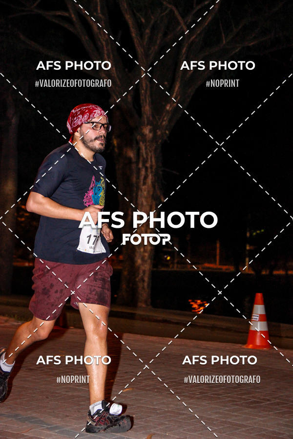 Compra tus fotos del eventoNeon Night Run 2019 - Belo Horizonte En Fotop