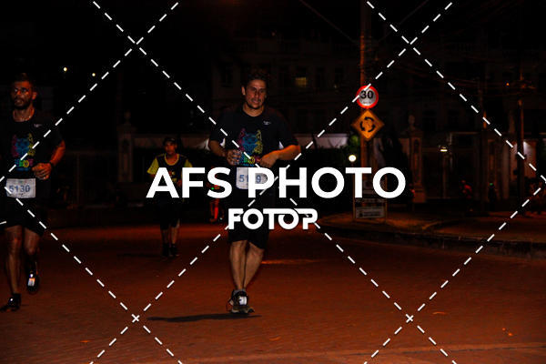 Compra tus fotos del eventoNeon Night Run 2019 - Belo Horizonte En Fotop