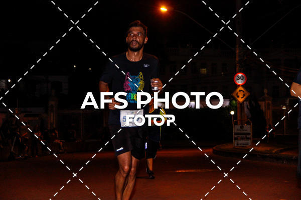 Compra tus fotos del eventoNeon Night Run 2019 - Belo Horizonte En Fotop